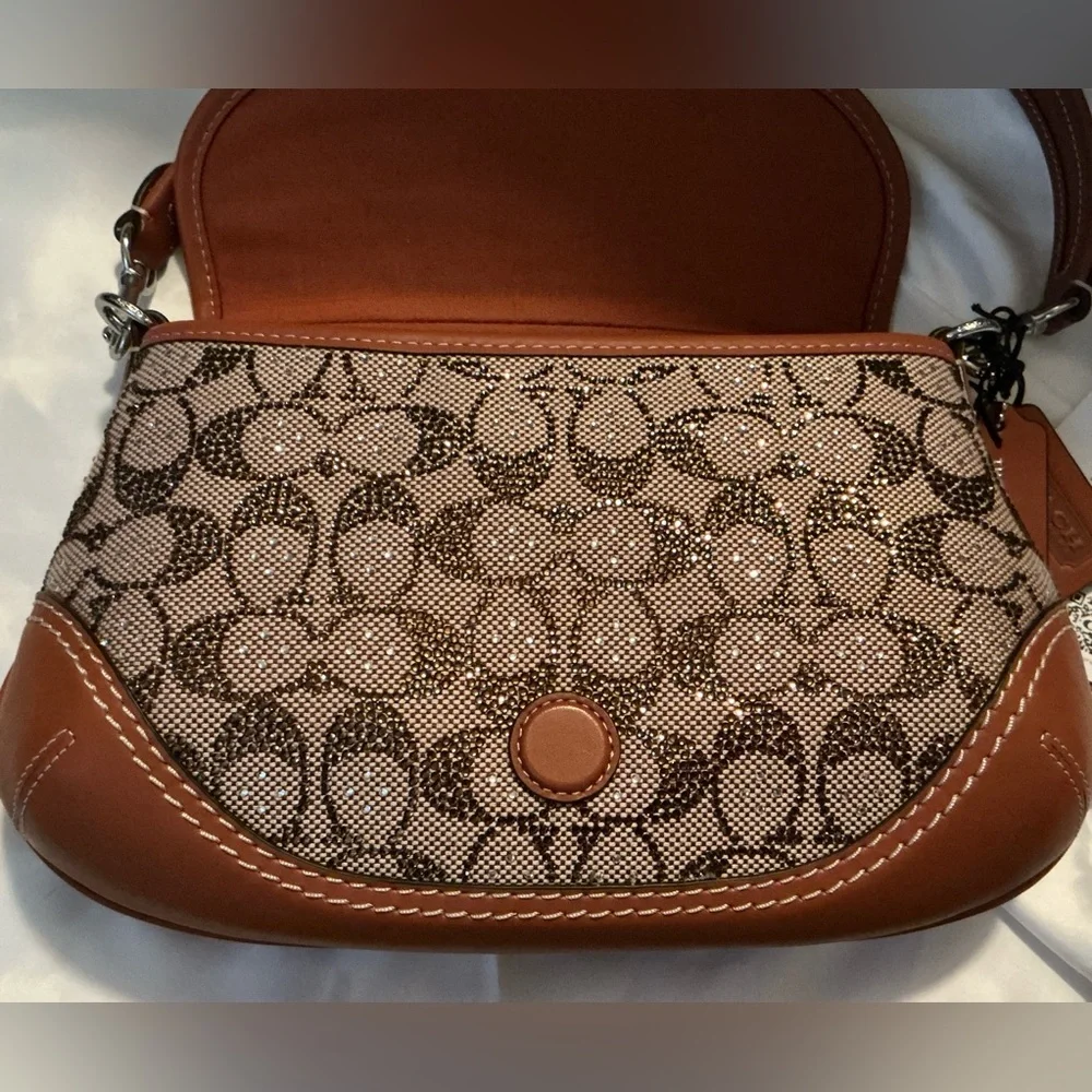 PRELOVED COACH CRYSTAL SOHO FLAP JAQUARD PLEASE READ AND LOOK AT ALL PHOTOS - Picture 4 of 16